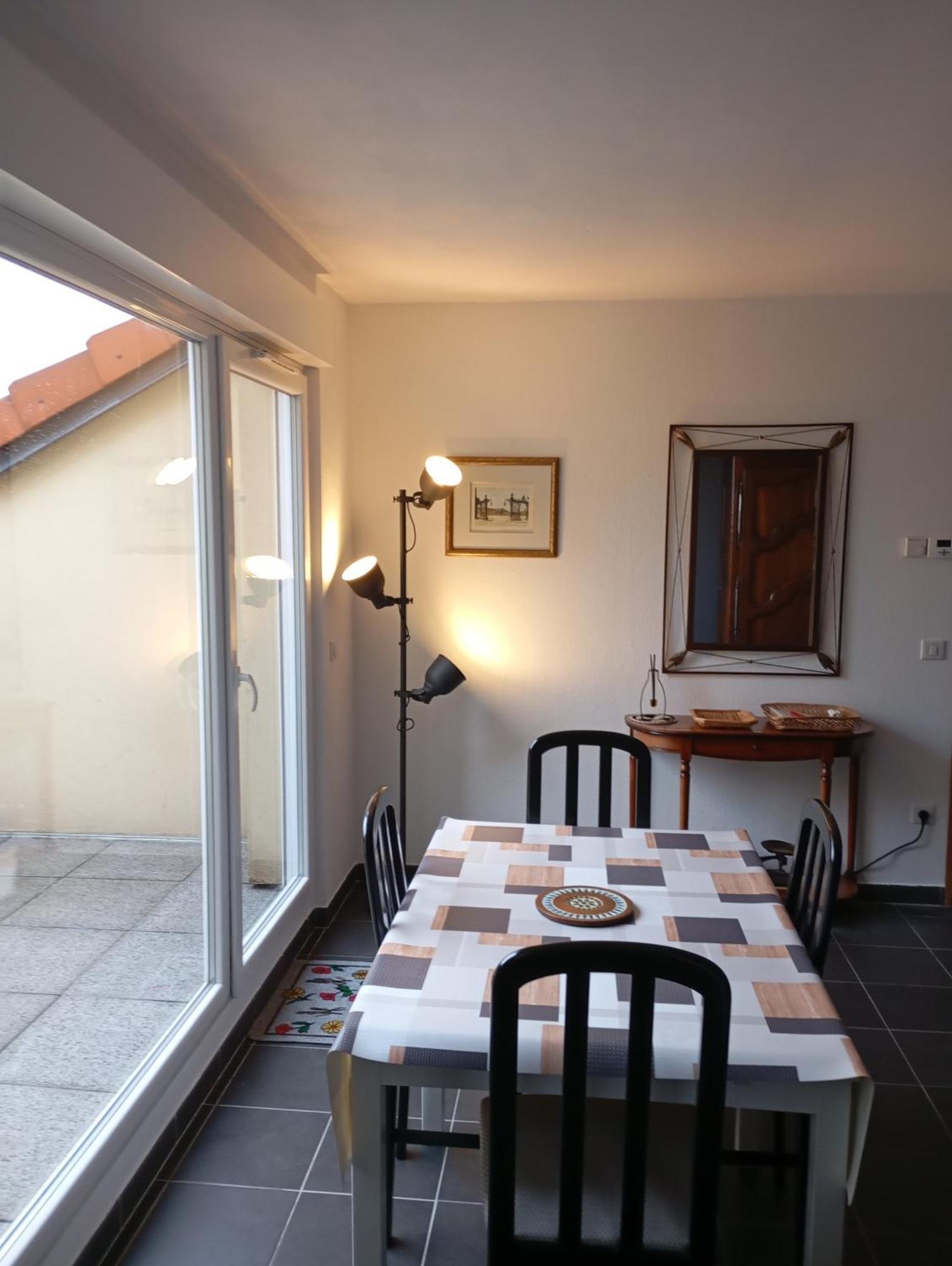 Ferienwohnung La Bonne Adresse Woippy Exterior foto