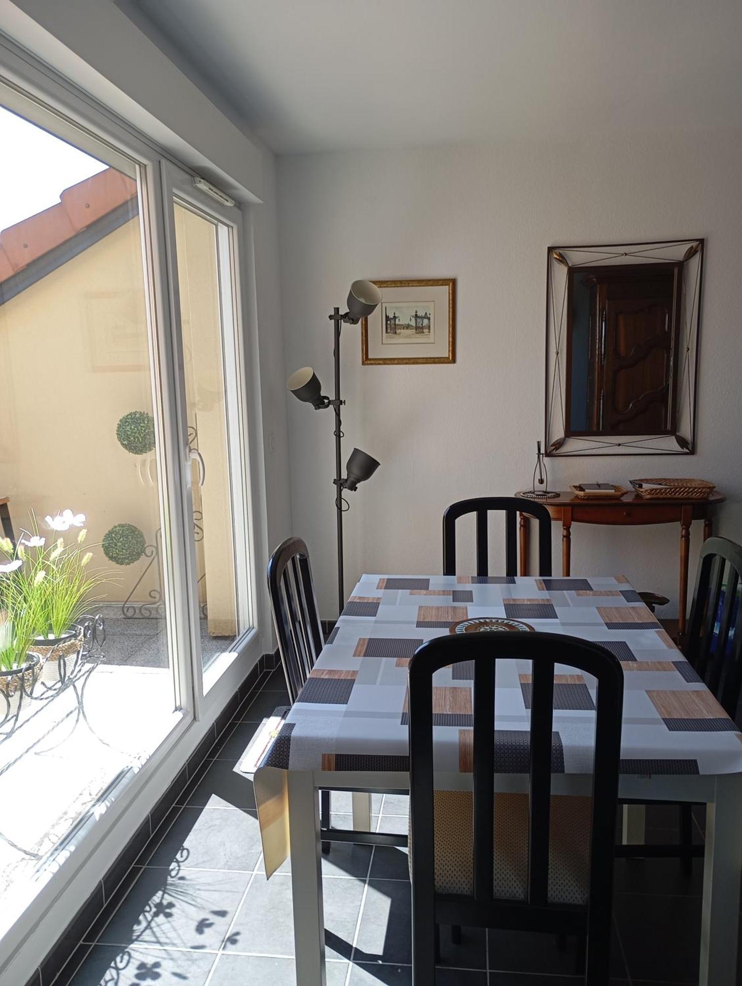 Ferienwohnung La Bonne Adresse Woippy Exterior foto